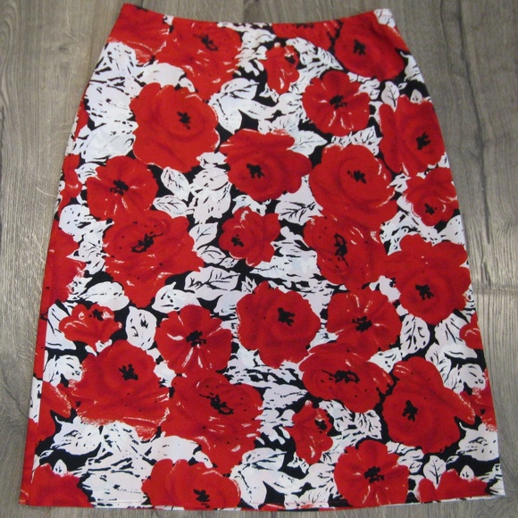 Dizaro Collection Floral Skirt M - Picture 1 of 1
